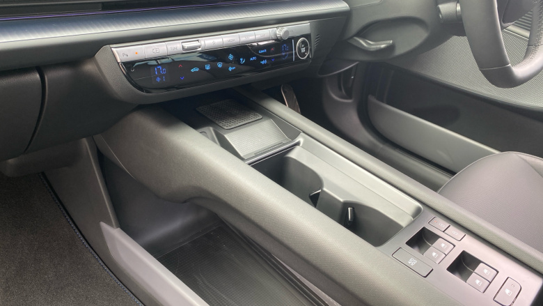 Hyundai IONIQ 6 168kW Ultimate 77kWh 4dr Auto Electric Saloon